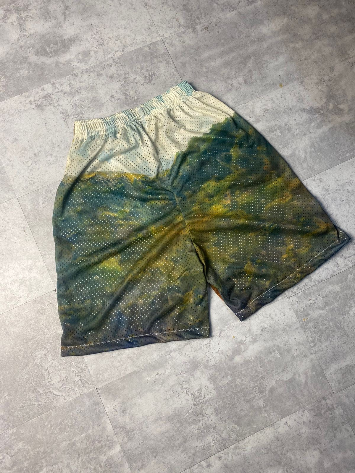 "Freedom" Knee High Mesh Shorts